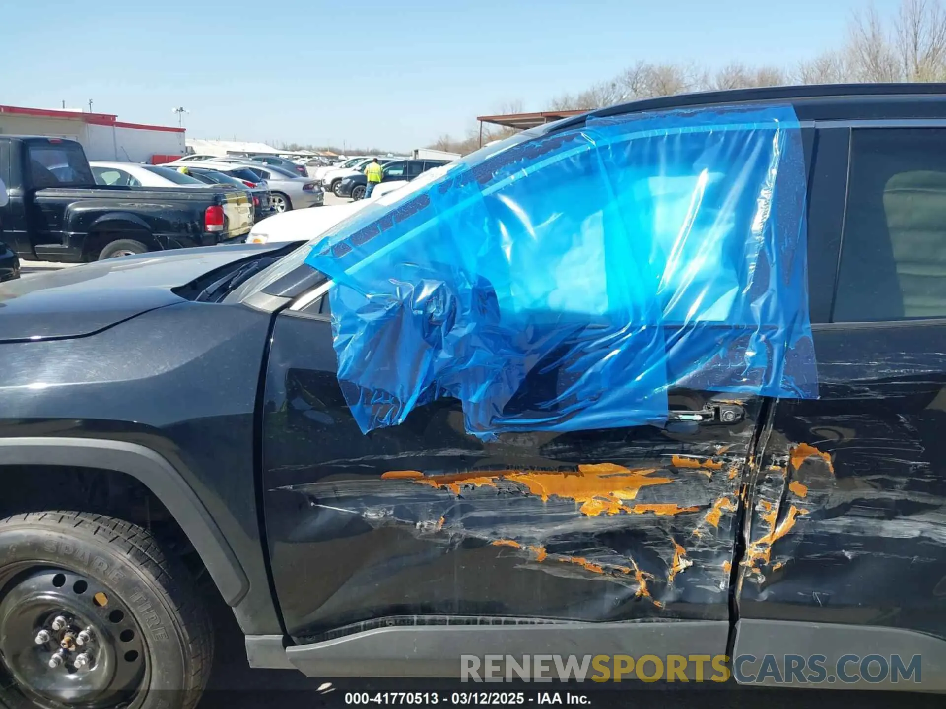 14 Photograph of a damaged car 2T3W1RFV2MC132937 TOYOTA RAV4 2021