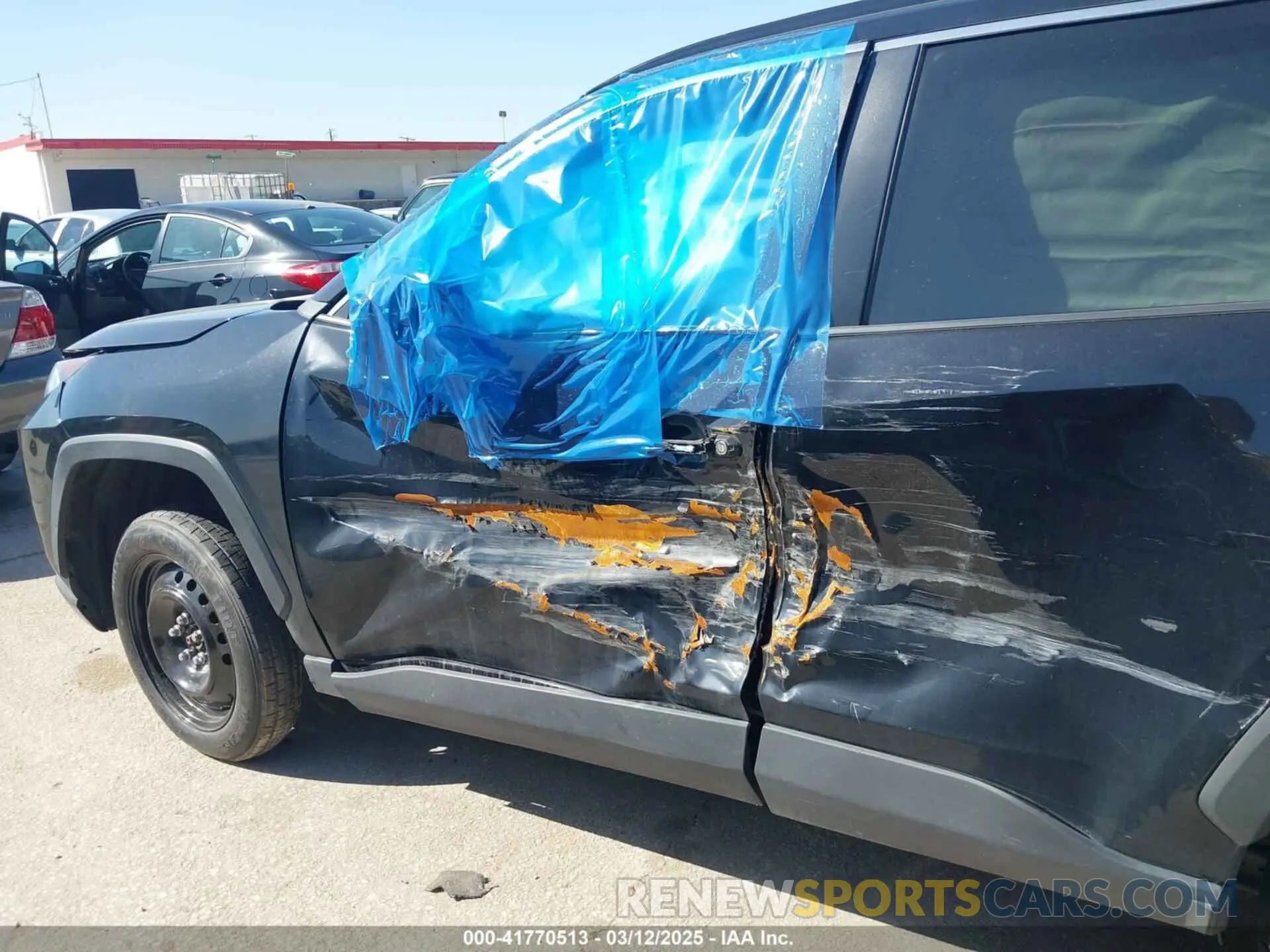 6 Photograph of a damaged car 2T3W1RFV2MC132937 TOYOTA RAV4 2021