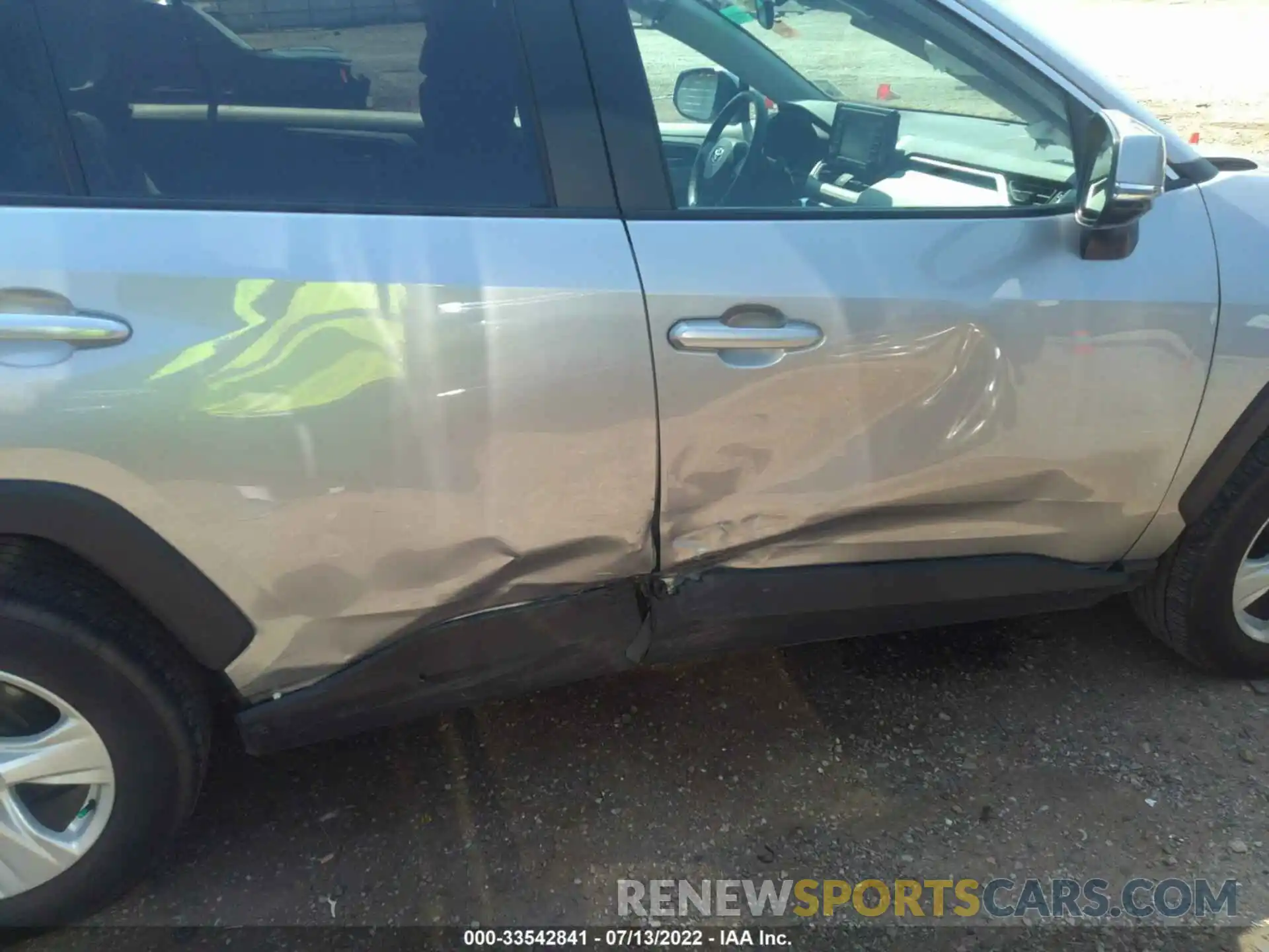 12 Photograph of a damaged car 2T3W1RFV2MC155926 TOYOTA RAV4 2021