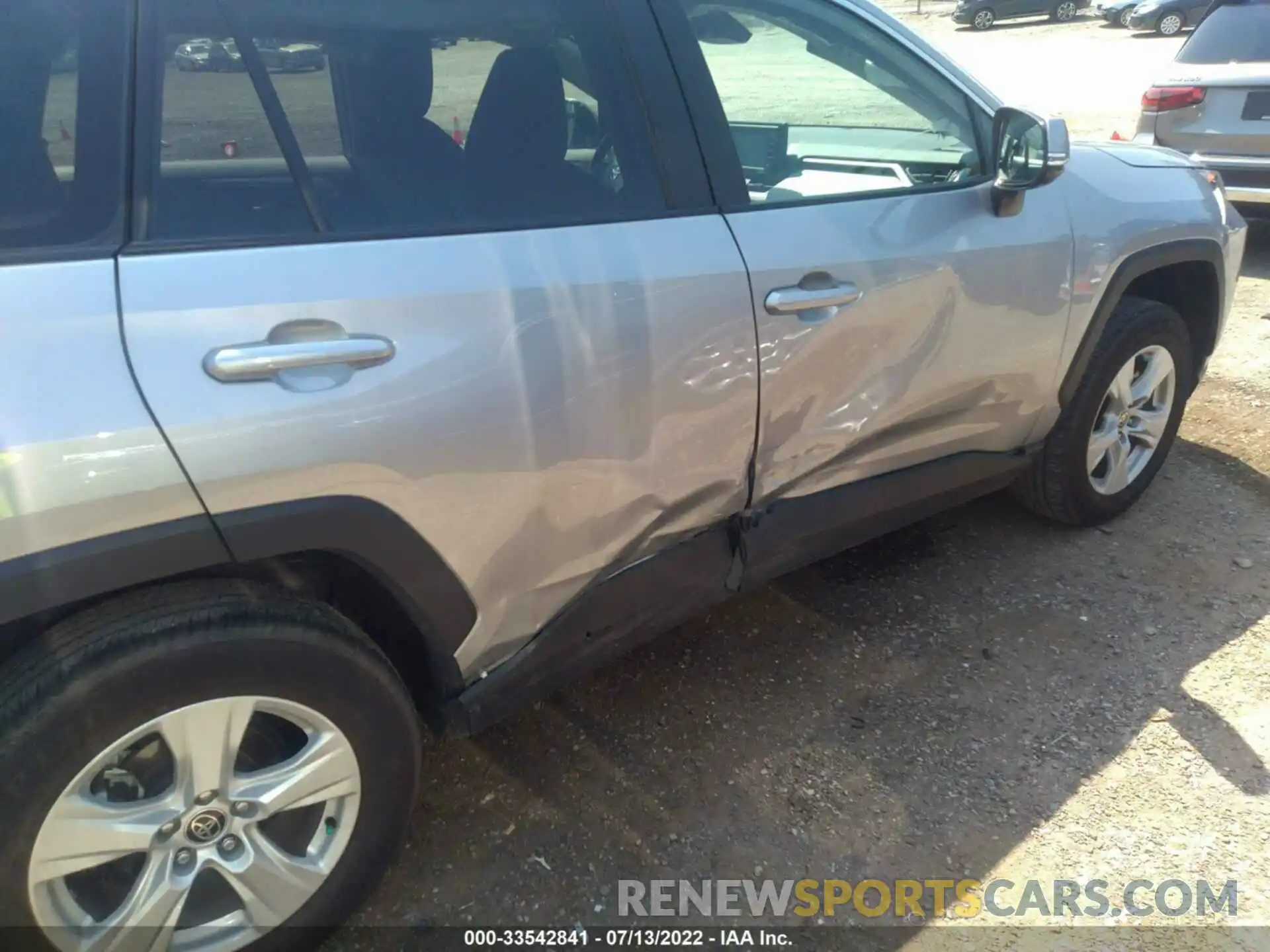 6 Photograph of a damaged car 2T3W1RFV2MC155926 TOYOTA RAV4 2021