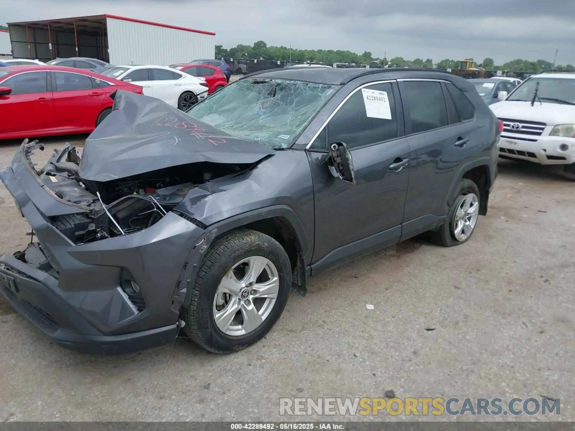 6 Photograph of a damaged car 2T3W1RFV2MC160236 TOYOTA RAV4 2021