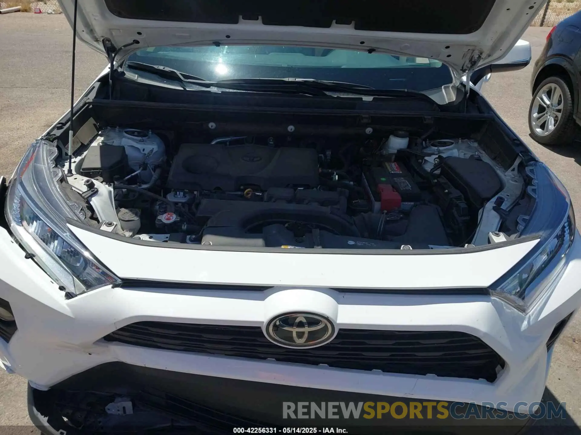 10 Photograph of a damaged car 2T3W1RFV2MC168675 TOYOTA RAV4 2021