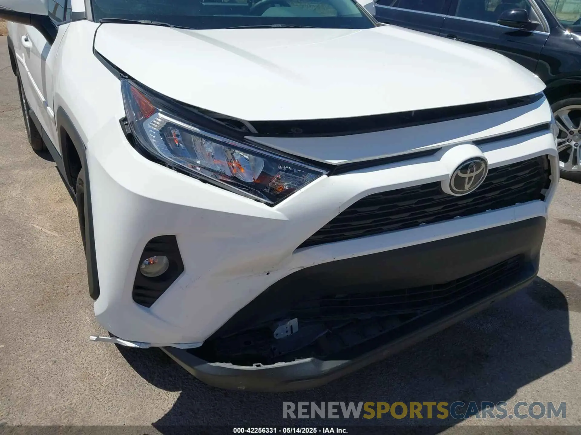 6 Photograph of a damaged car 2T3W1RFV2MC168675 TOYOTA RAV4 2021