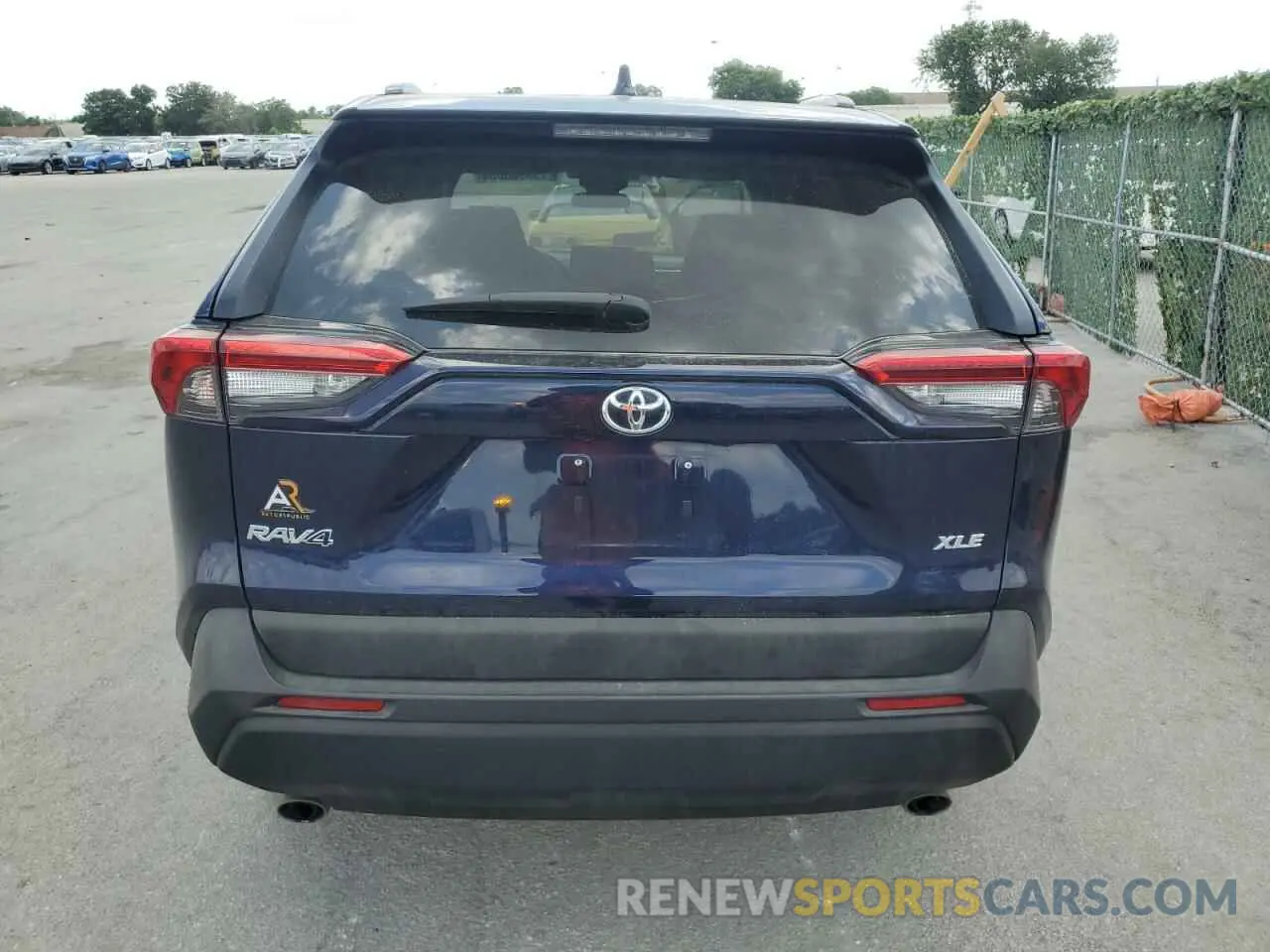6 Photograph of a damaged car 2T3W1RFV2MW114890 TOYOTA RAV4 2021