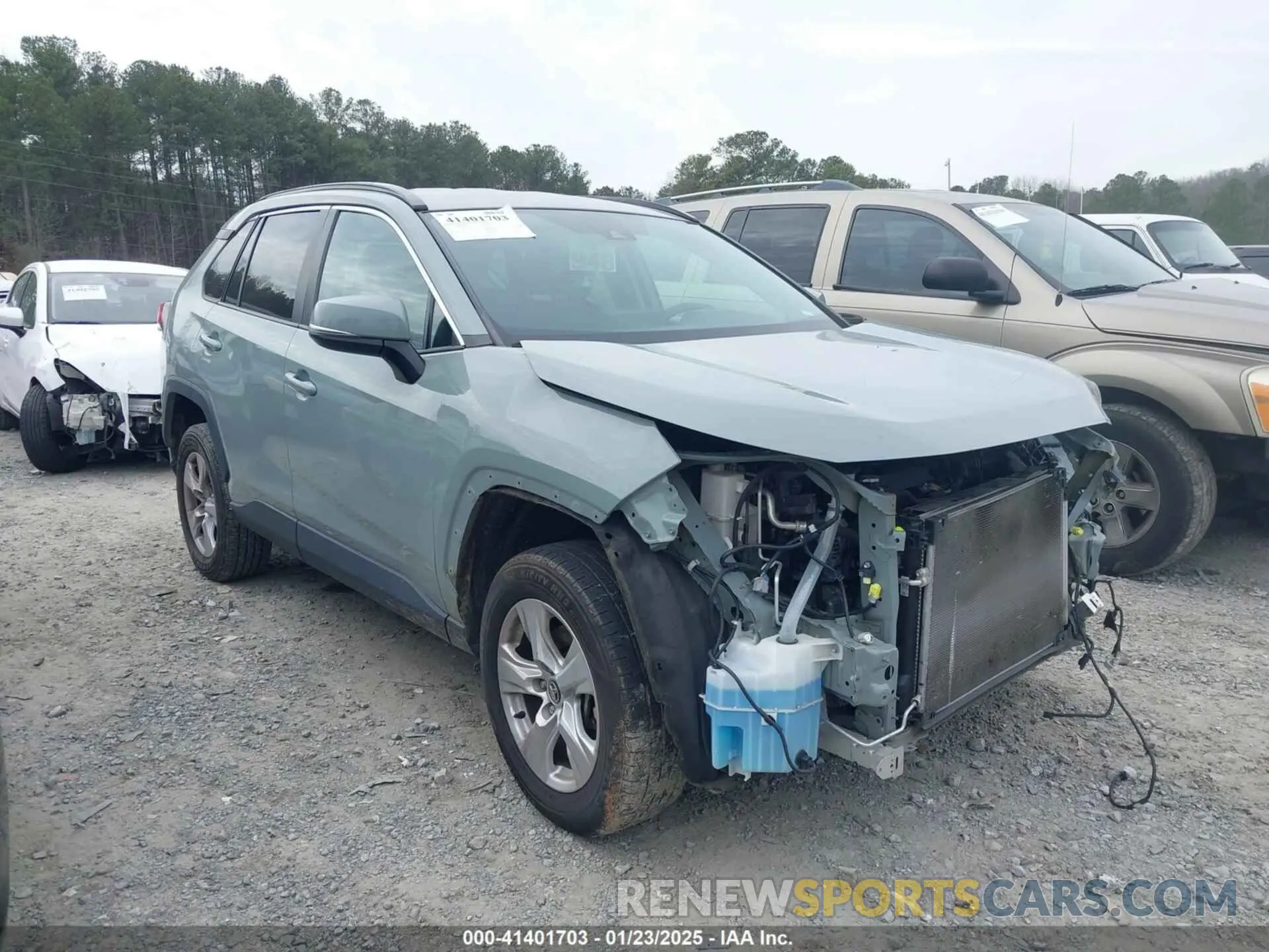 1 Photograph of a damaged car 2T3W1RFV2MW117515 TOYOTA RAV4 2021