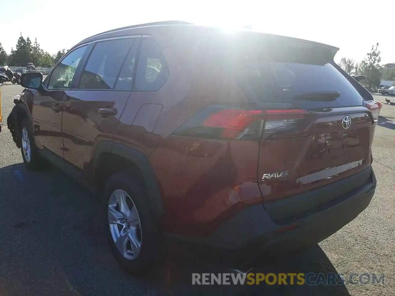 3 Photograph of a damaged car 2T3W1RFV2MW123444 TOYOTA RAV4 2021