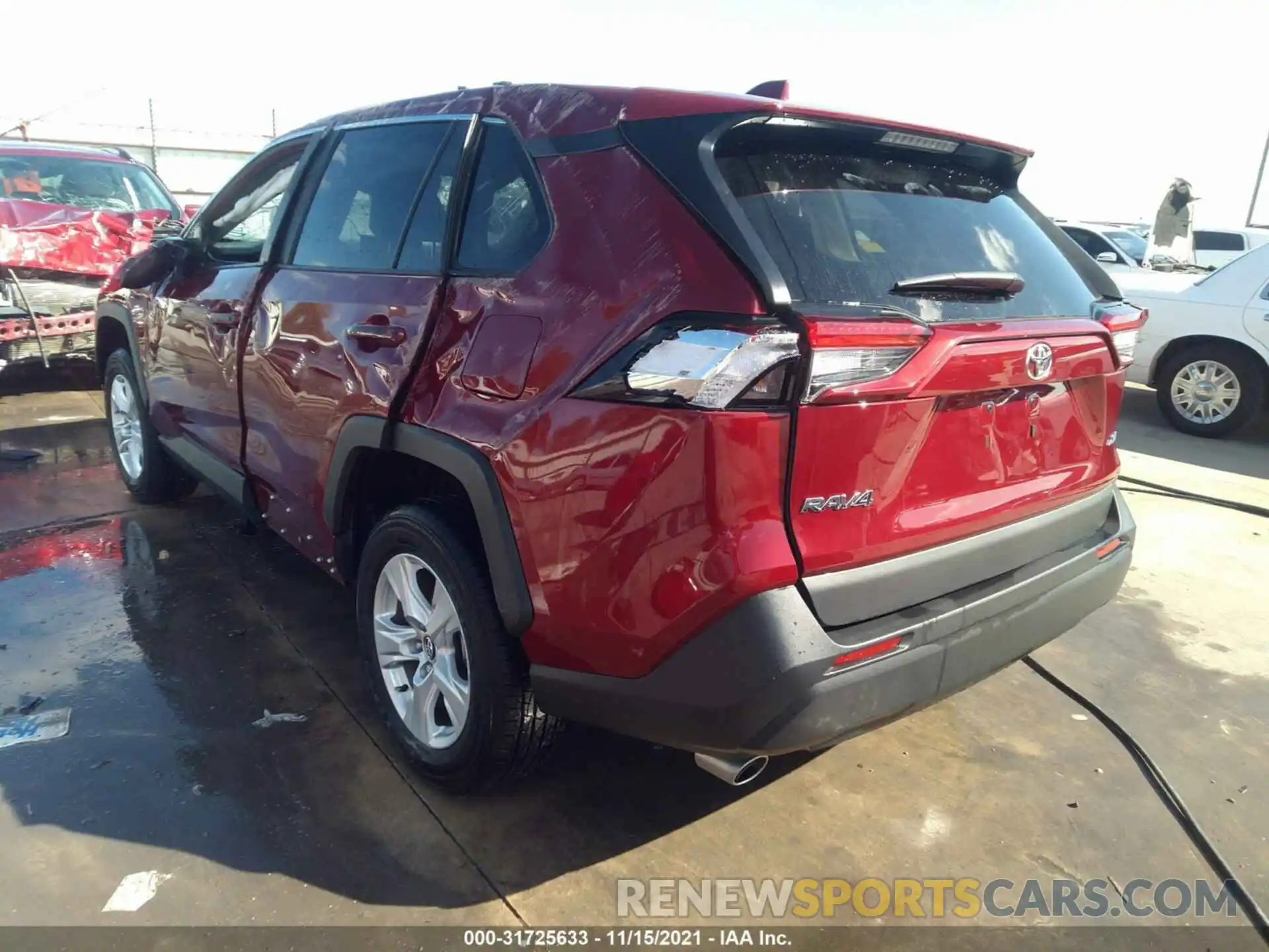 3 Photograph of a damaged car 2T3W1RFV2MW124559 TOYOTA RAV4 2021