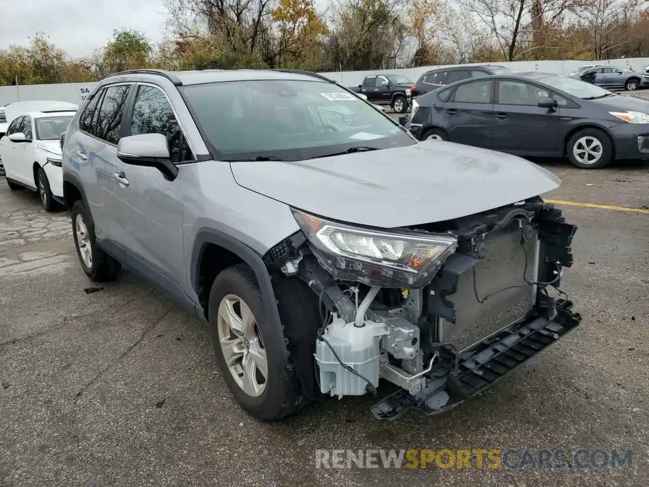 4 Photograph of a damaged car 2T3W1RFV2MW132208 TOYOTA RAV4 2021