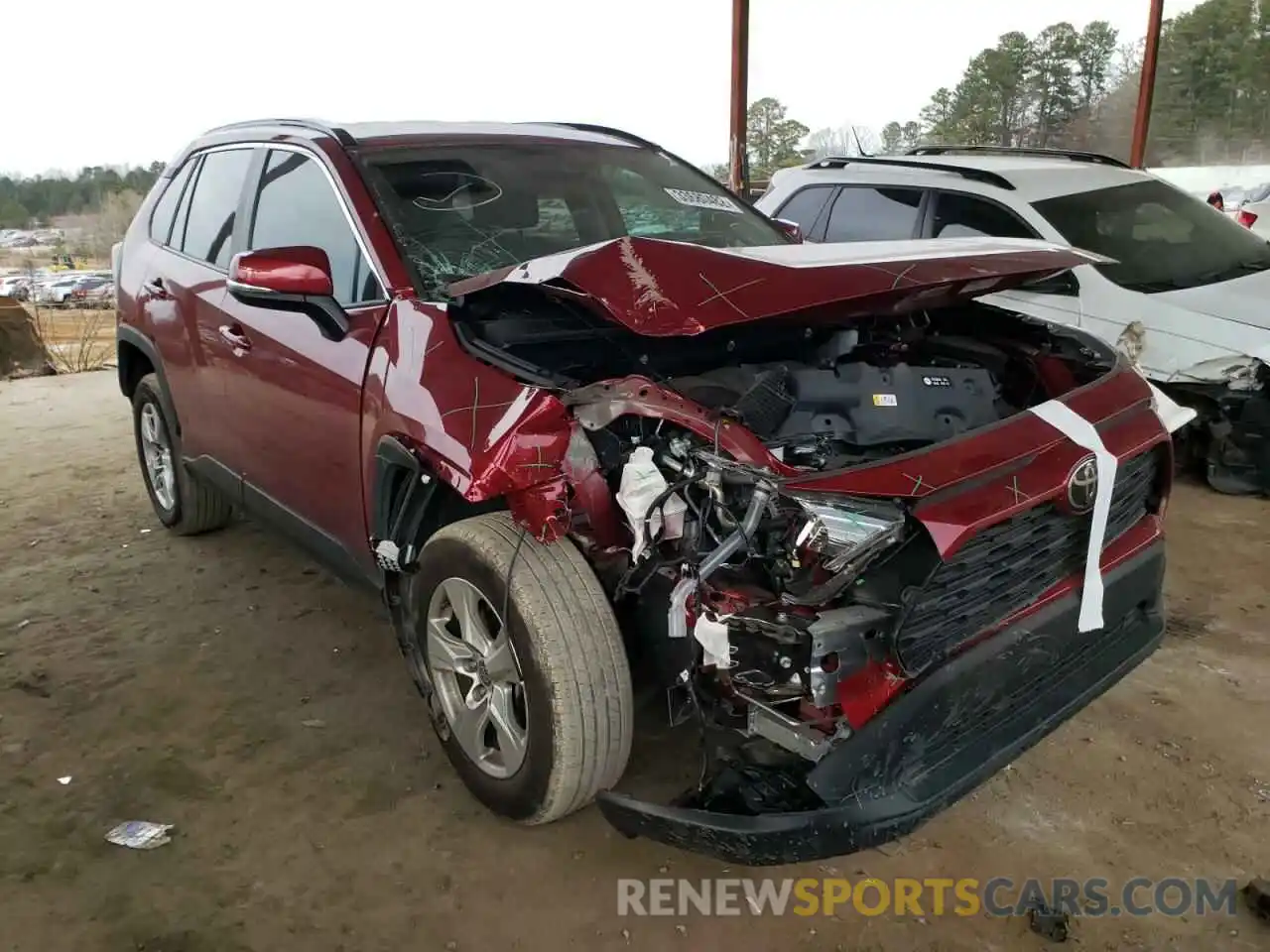 1 Photograph of a damaged car 2T3W1RFV2MW142088 TOYOTA RAV4 2021