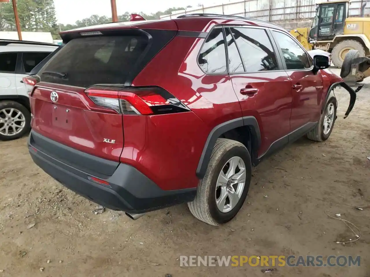 4 Photograph of a damaged car 2T3W1RFV2MW142088 TOYOTA RAV4 2021