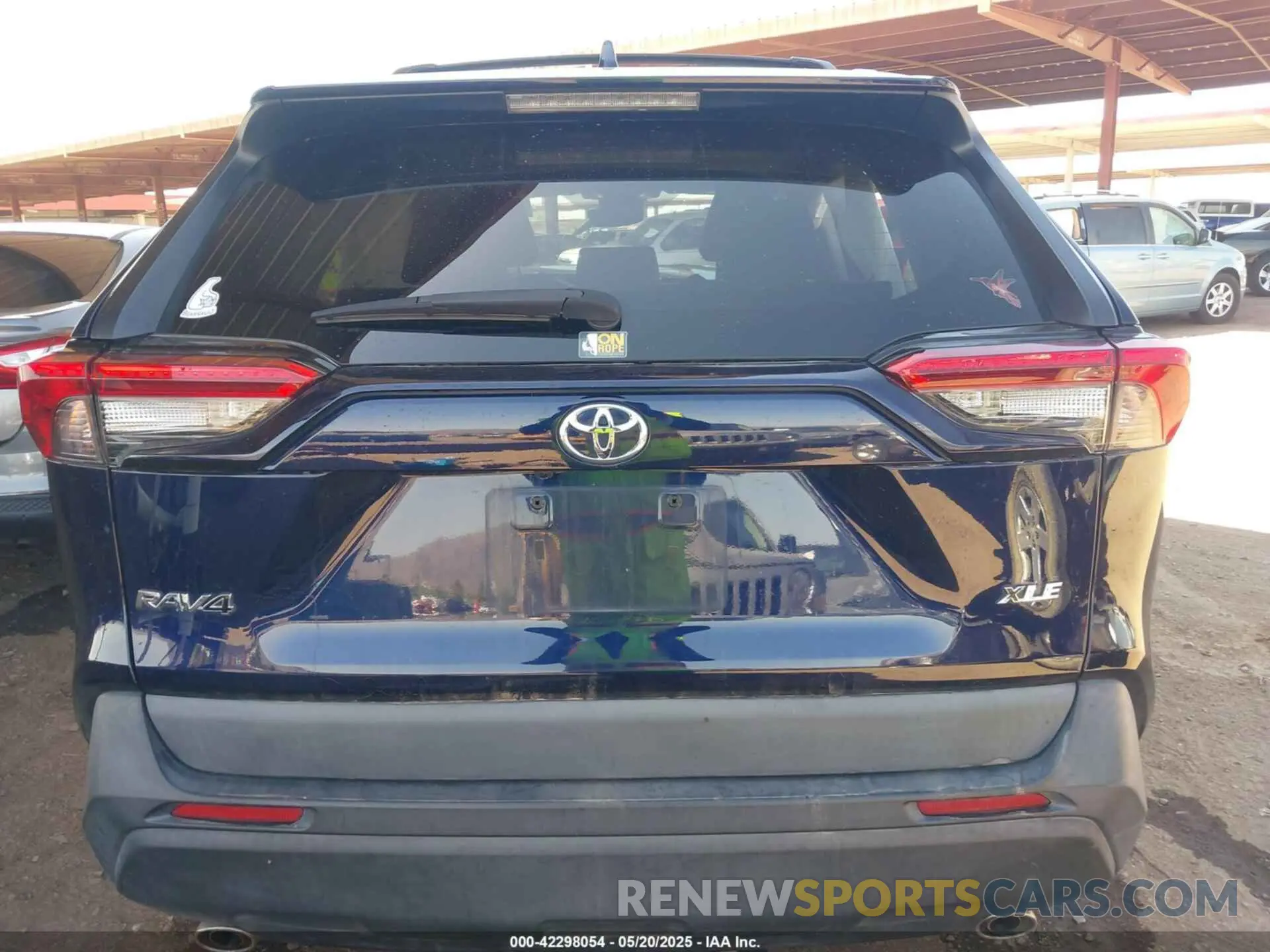 17 Photograph of a damaged car 2T3W1RFV2MW157691 TOYOTA RAV4 2021