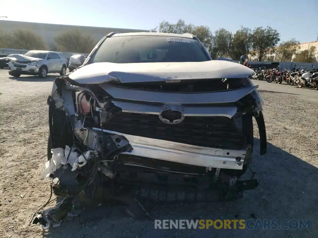 5 Photograph of a damaged car 2T3W1RFV2MW164012 TOYOTA RAV4 2021