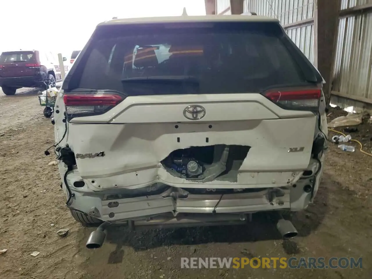 6 Photograph of a damaged car 2T3W1RFV2MW179478 TOYOTA RAV4 2021