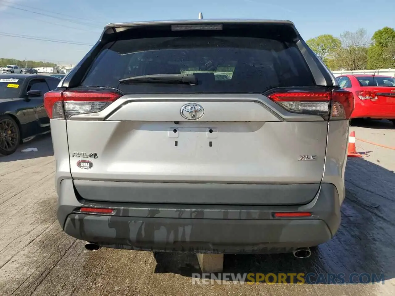 6 Photograph of a damaged car 2T3W1RFV3MC086566 TOYOTA RAV4 2021