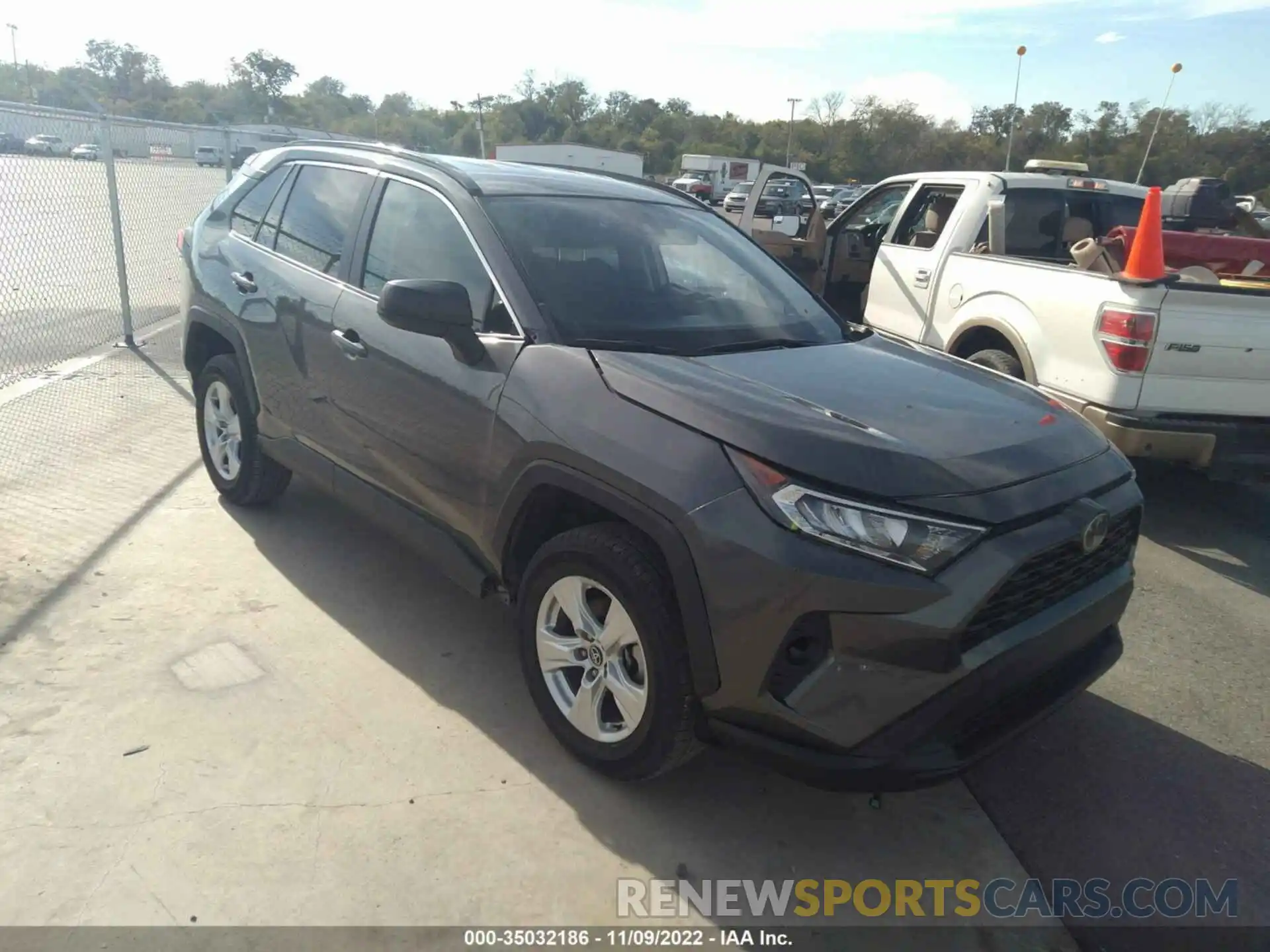 1 Photograph of a damaged car 2T3W1RFV3MC097700 TOYOTA RAV4 2021