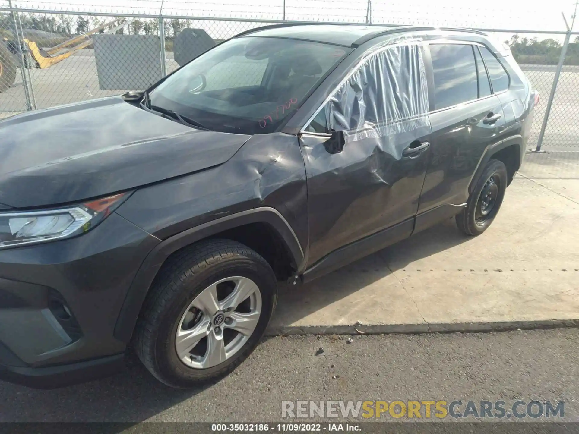 6 Photograph of a damaged car 2T3W1RFV3MC097700 TOYOTA RAV4 2021