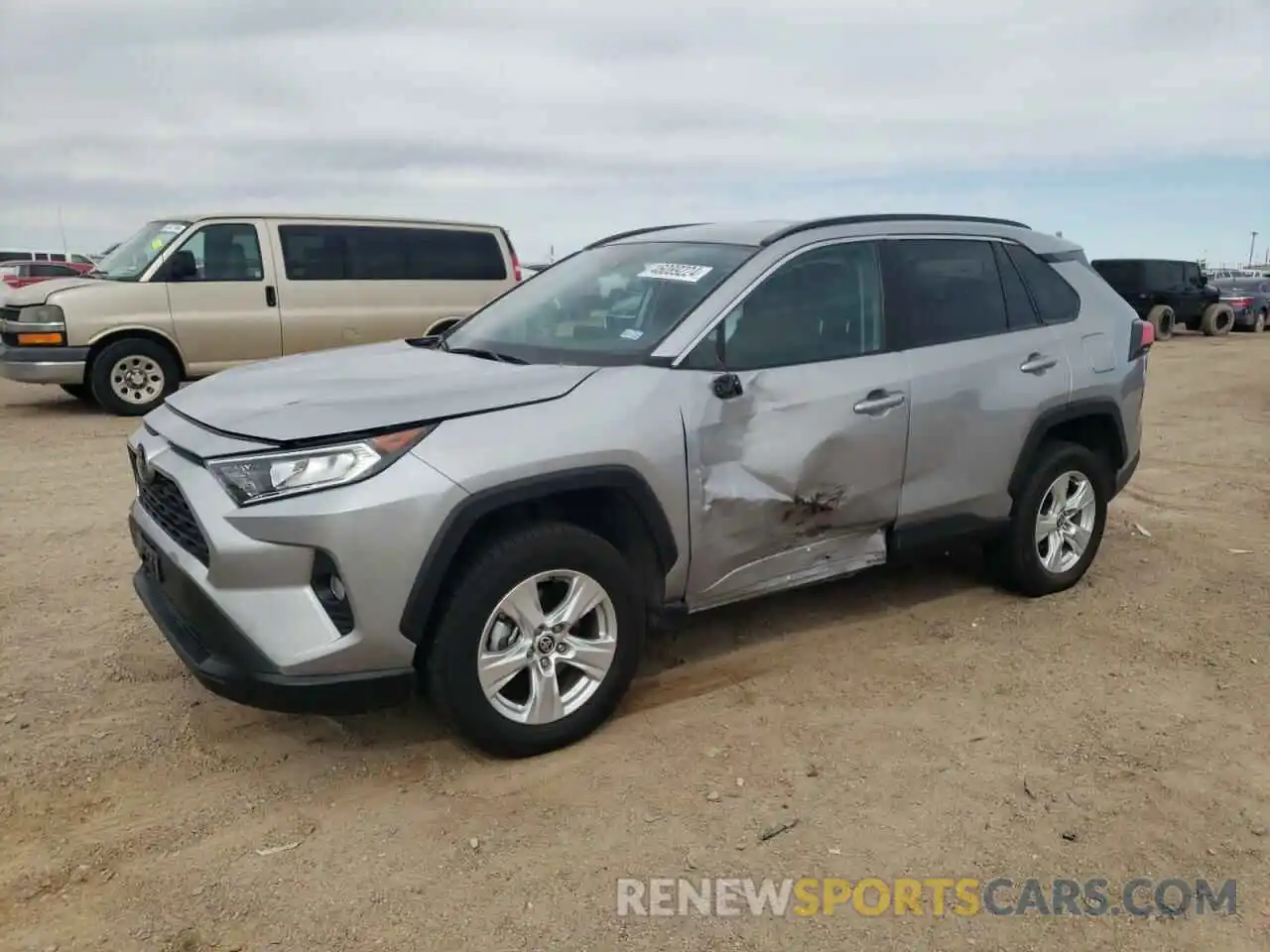 1 Photograph of a damaged car 2T3W1RFV3MC114611 TOYOTA RAV4 2021