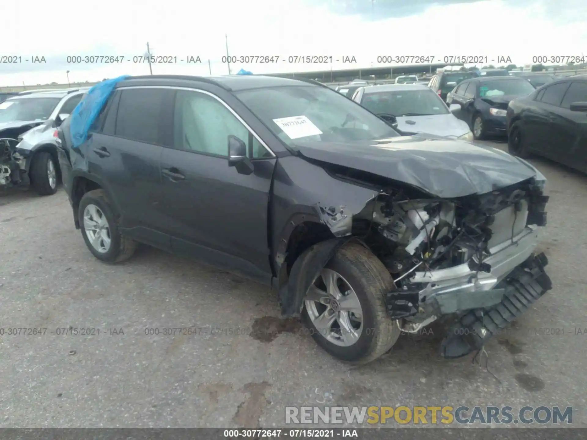 1 Photograph of a damaged car 2T3W1RFV3MC130274 TOYOTA RAV4 2021