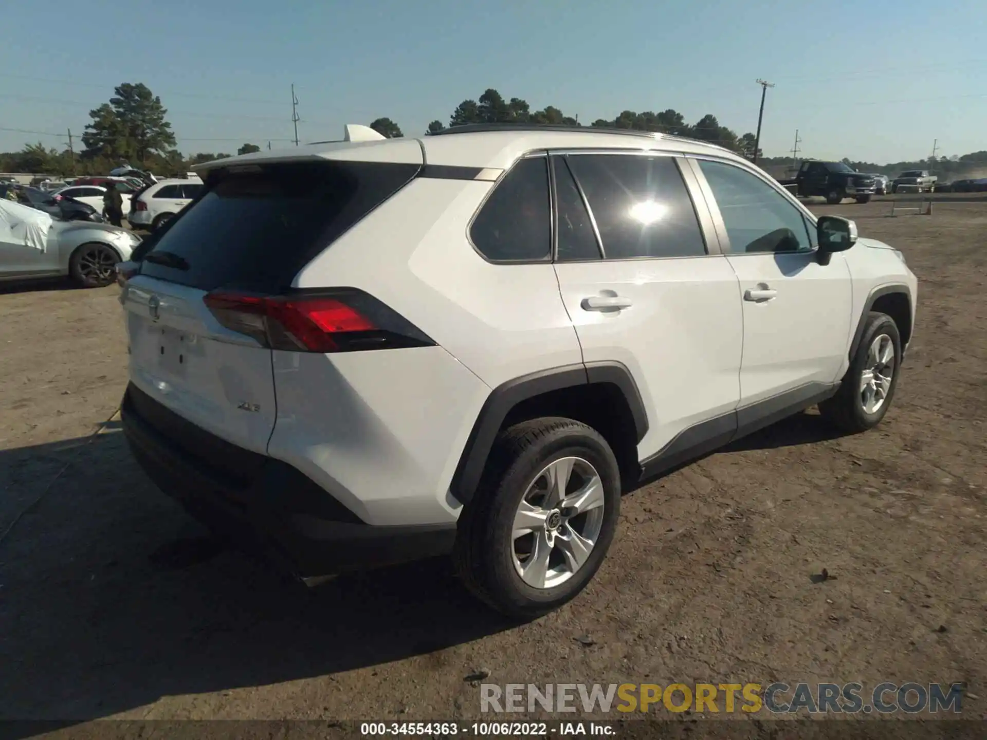 4 Photograph of a damaged car 2T3W1RFV3MC139279 TOYOTA RAV4 2021