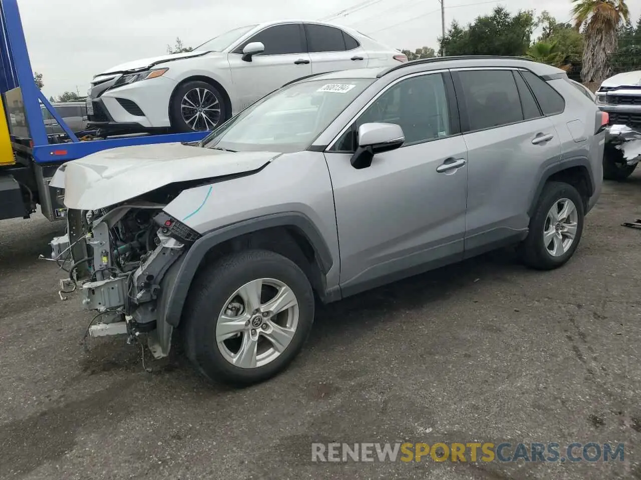 1 Photograph of a damaged car 2T3W1RFV3MC154462 TOYOTA RAV4 2021