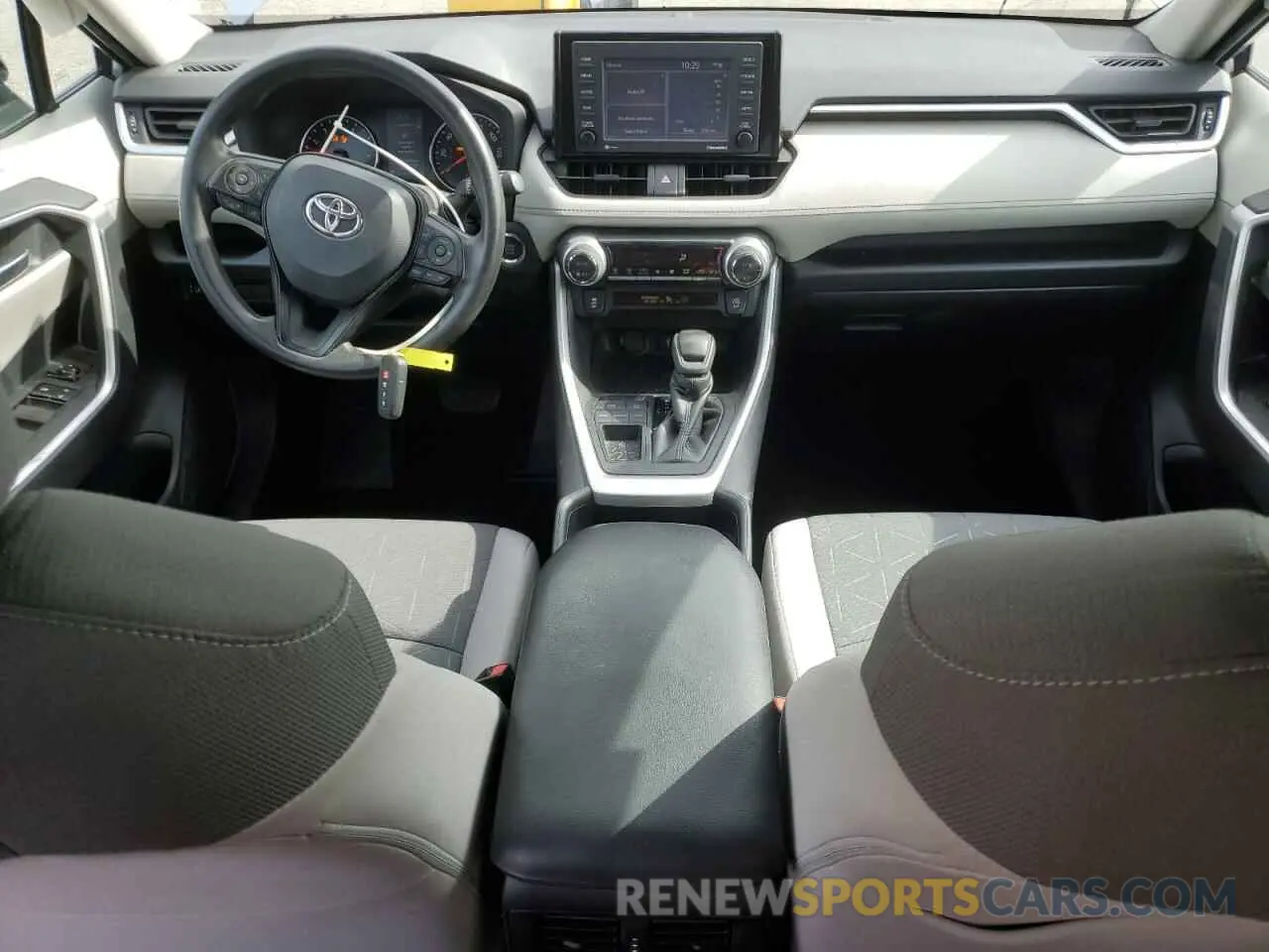 8 Photograph of a damaged car 2T3W1RFV3MC158270 TOYOTA RAV4 2021