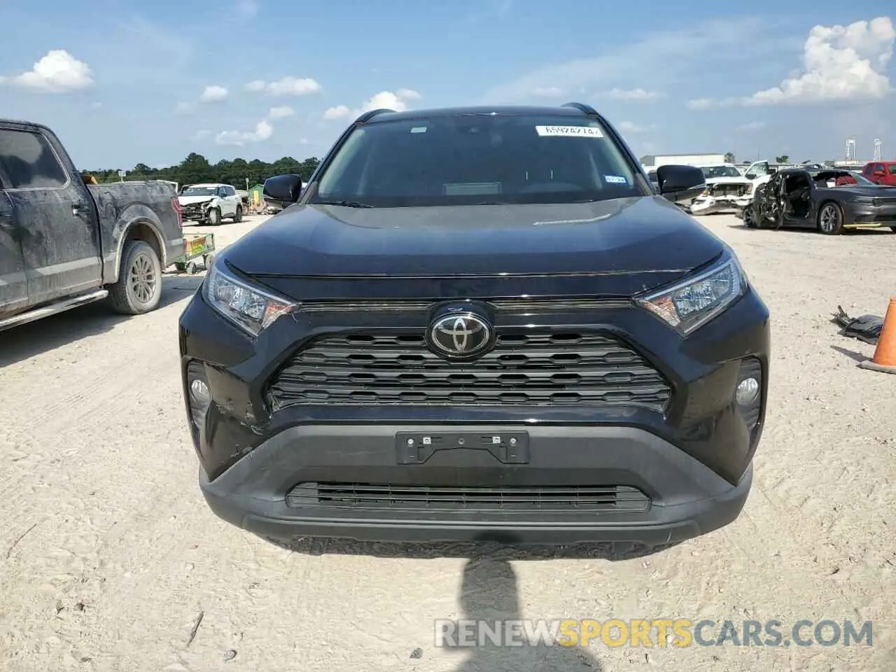 5 Photograph of a damaged car 2T3W1RFV3MW105213 TOYOTA RAV4 2021