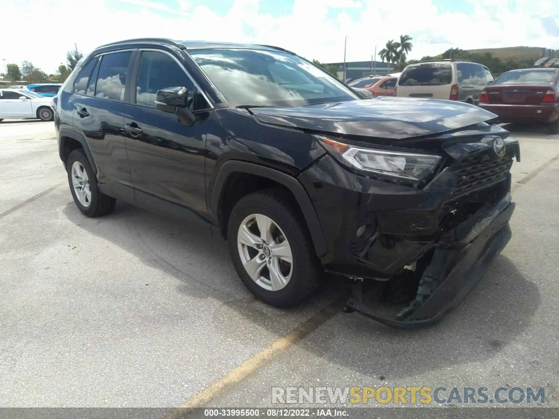 1 Photograph of a damaged car 2T3W1RFV3MW106359 TOYOTA RAV4 2021