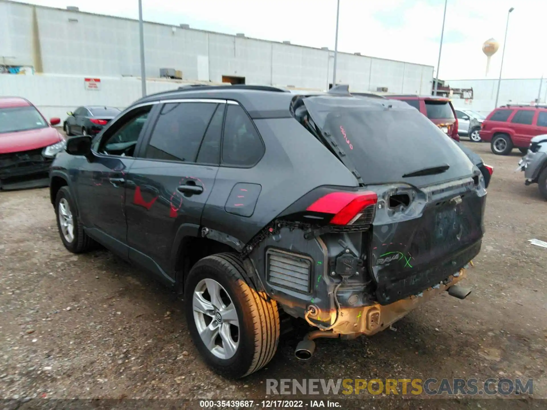 3 Photograph of a damaged car 2T3W1RFV3MW112954 TOYOTA RAV4 2021