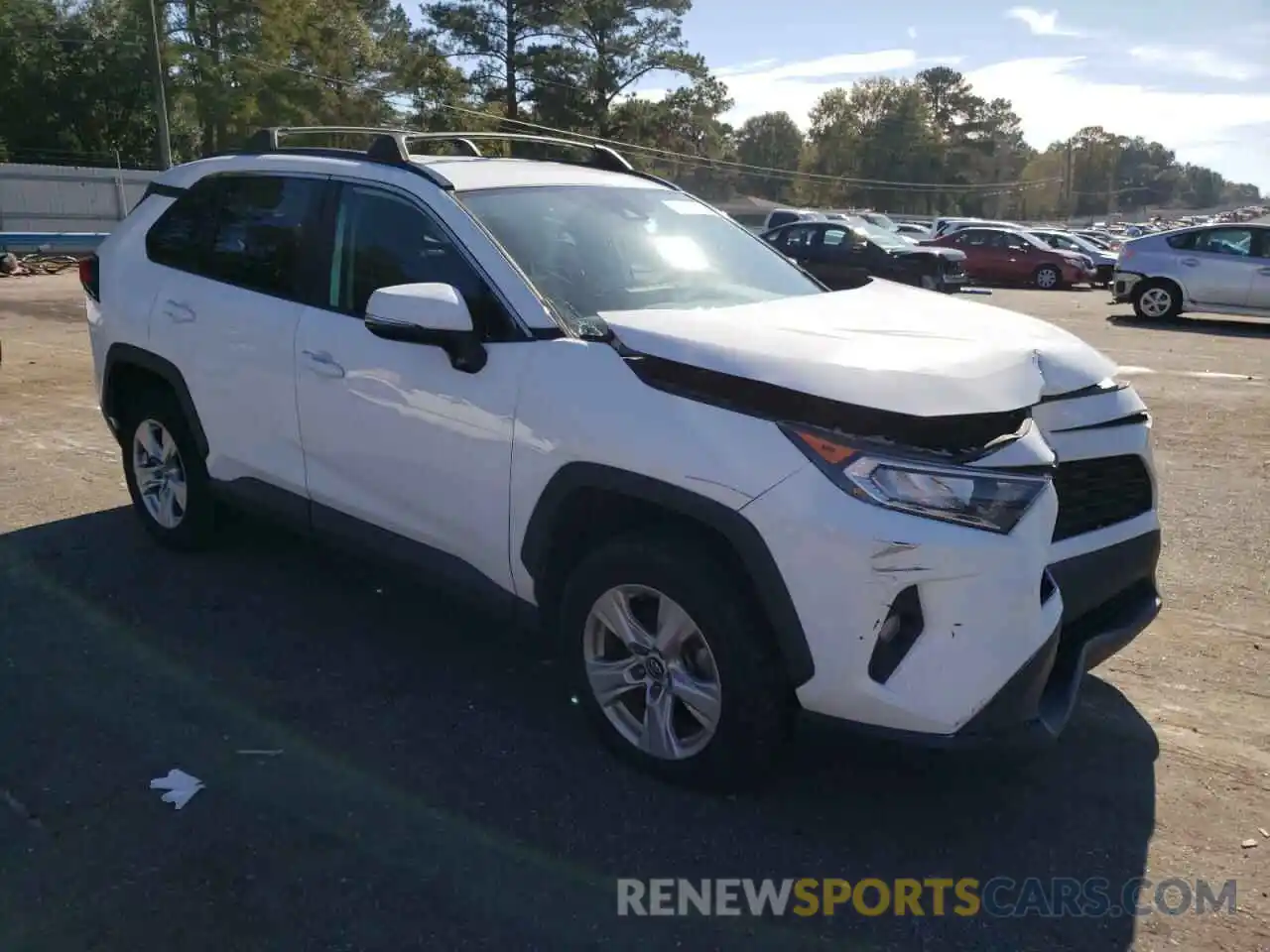 4 Photograph of a damaged car 2T3W1RFV3MW117460 TOYOTA RAV4 2021