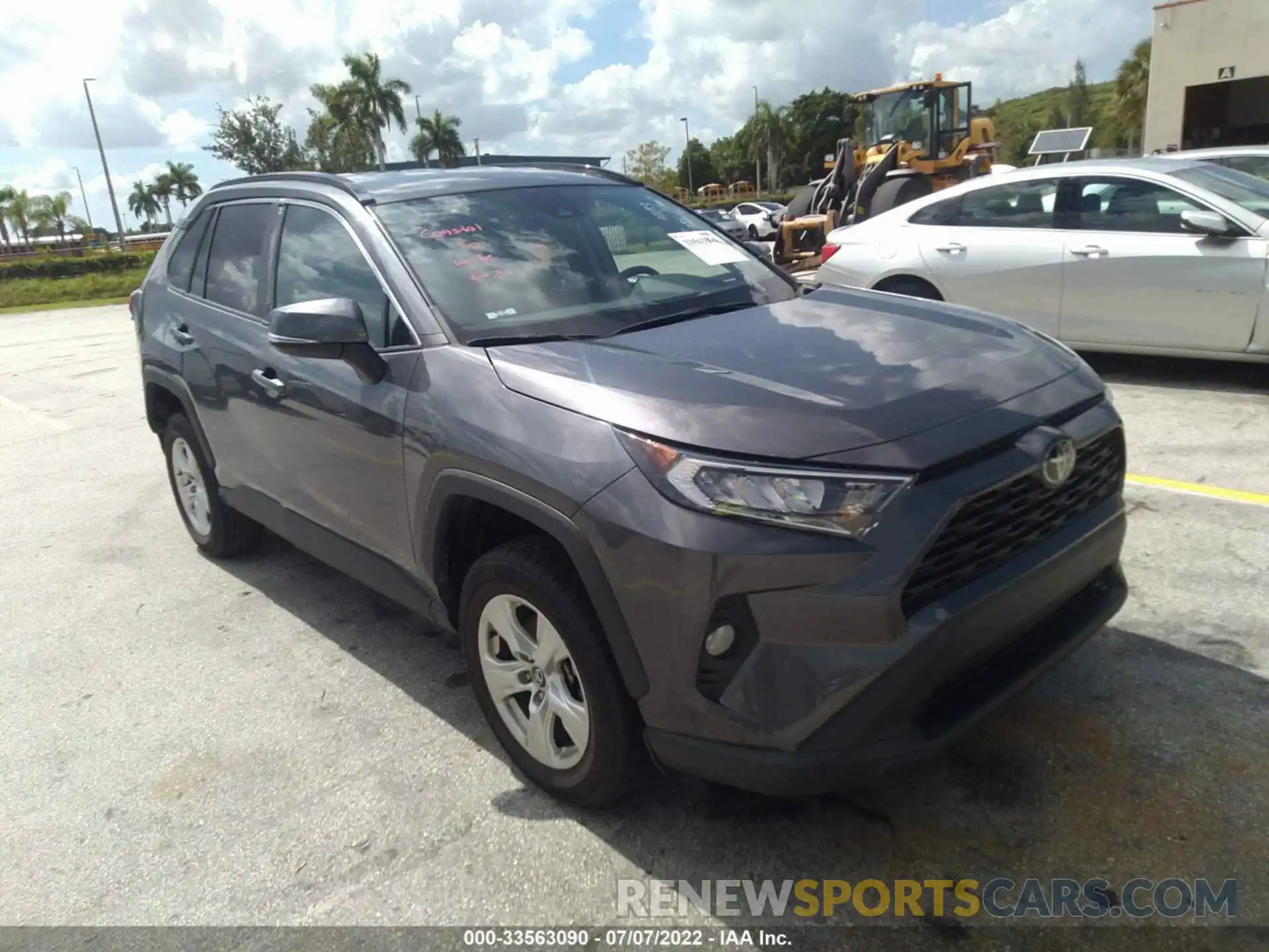 1 Photograph of a damaged car 2T3W1RFV3MW117765 TOYOTA RAV4 2021