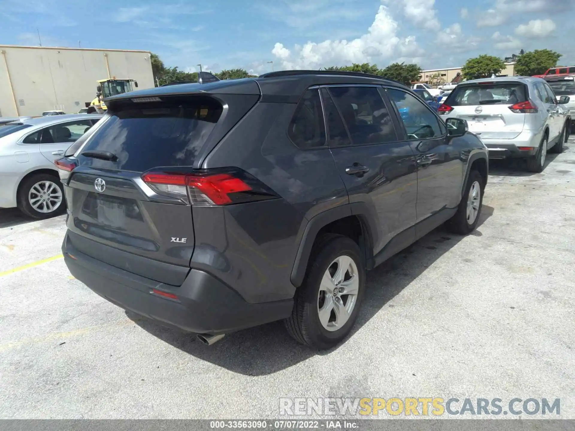 4 Photograph of a damaged car 2T3W1RFV3MW117765 TOYOTA RAV4 2021