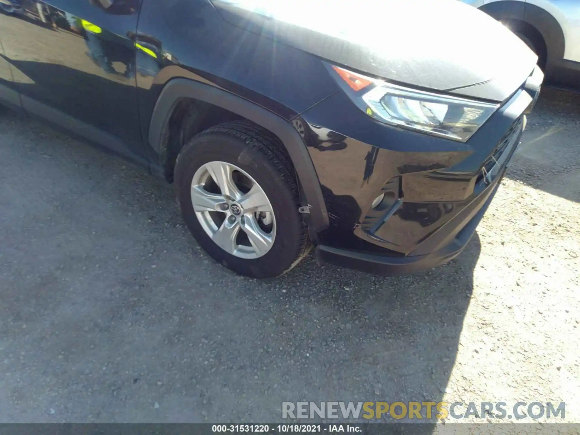 6 Photograph of a damaged car 2T3W1RFV3MW126918 TOYOTA RAV4 2021