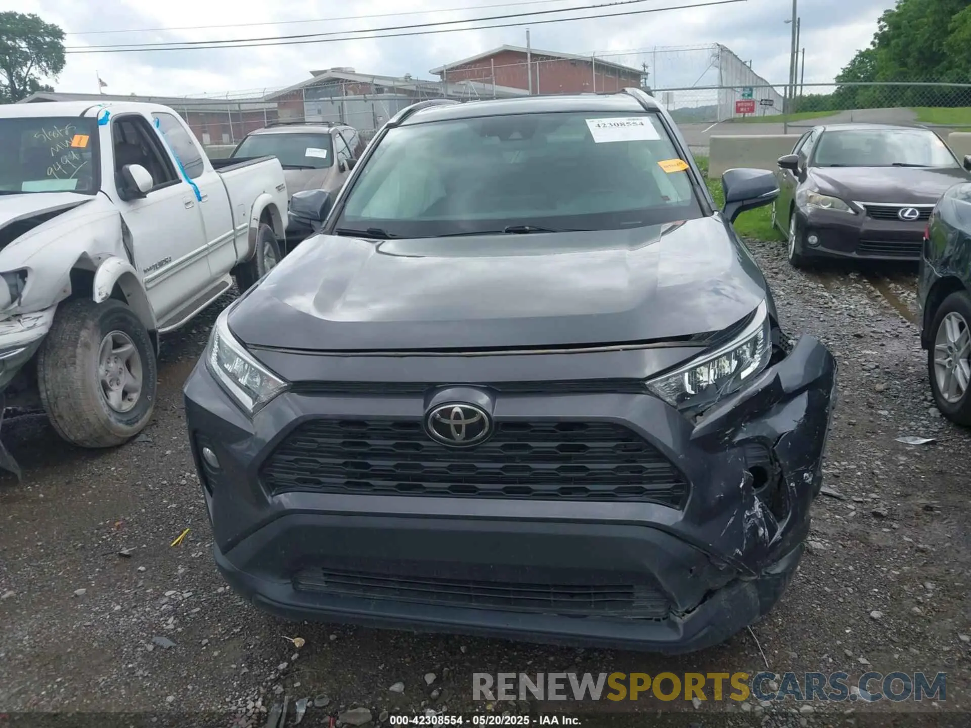 12 Photograph of a damaged car 2T3W1RFV3MW128216 TOYOTA RAV4 2021