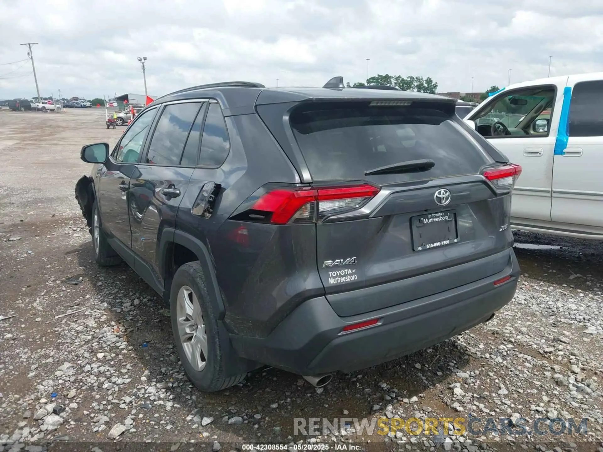 3 Photograph of a damaged car 2T3W1RFV3MW128216 TOYOTA RAV4 2021