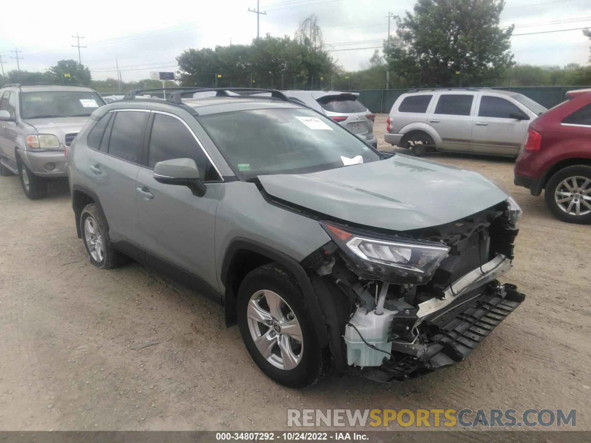 1 Photograph of a damaged car 2T3W1RFV3MW130435 TOYOTA RAV4 2021
