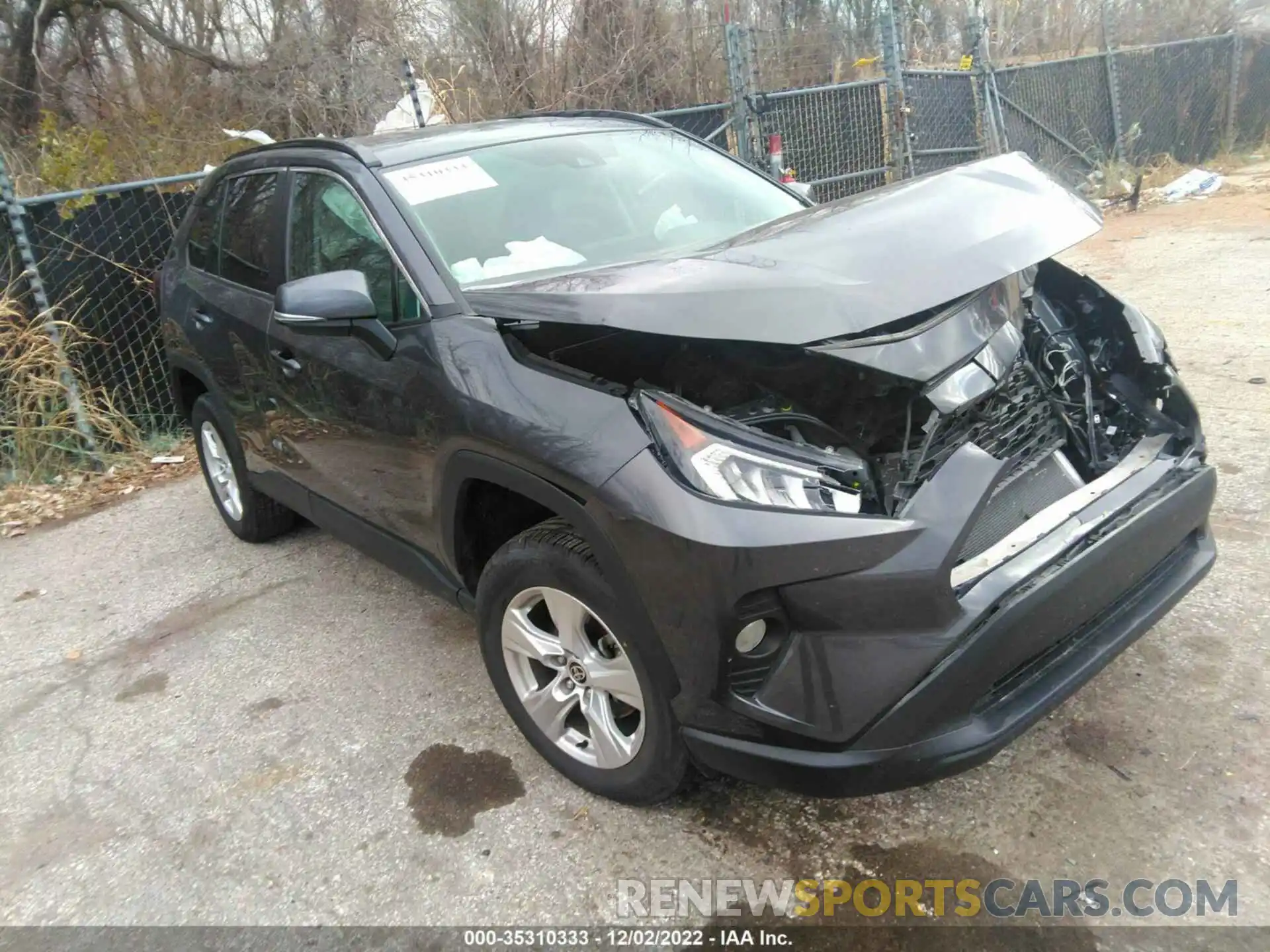 1 Photograph of a damaged car 2T3W1RFV3MW133657 TOYOTA RAV4 2021