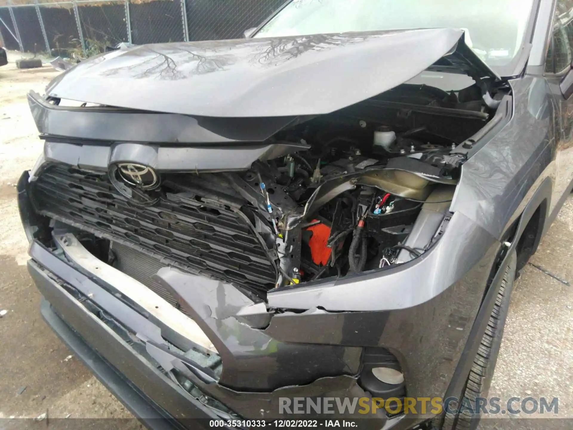 10 Photograph of a damaged car 2T3W1RFV3MW133657 TOYOTA RAV4 2021