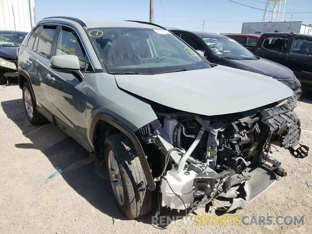 1 Photograph of a damaged car 2T3W1RFV3MW138468 TOYOTA RAV4 2021