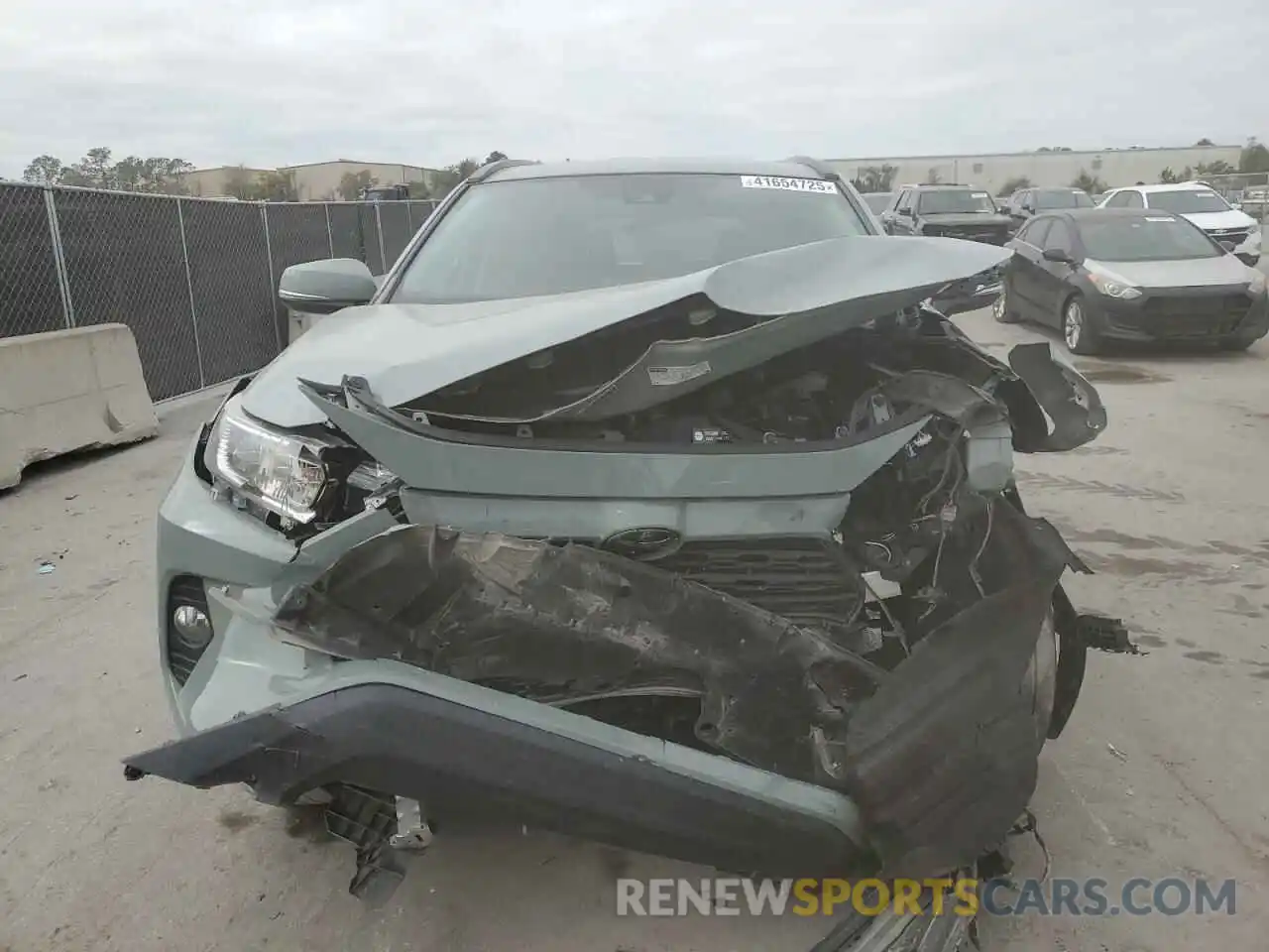 5 Photograph of a damaged car 2T3W1RFV3MW142293 TOYOTA RAV4 2021