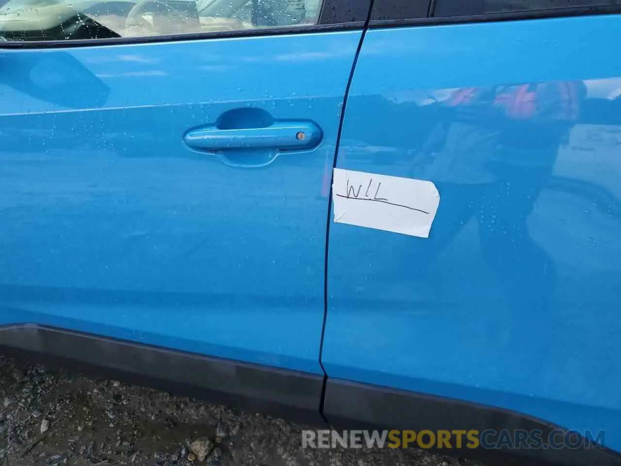13 Photograph of a damaged car 2T3W1RFV3MW162334 TOYOTA RAV4 2021