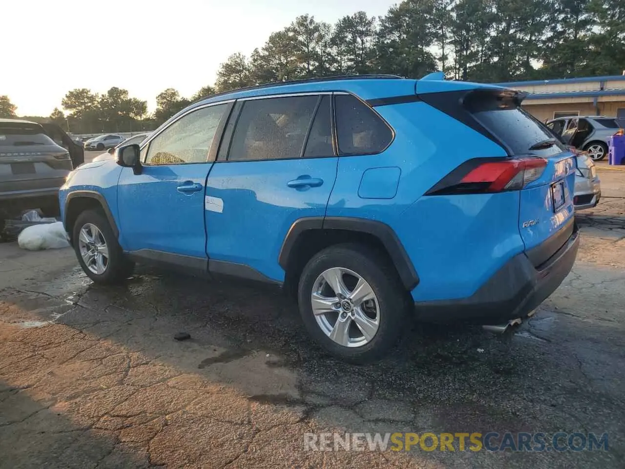 2 Photograph of a damaged car 2T3W1RFV3MW162334 TOYOTA RAV4 2021