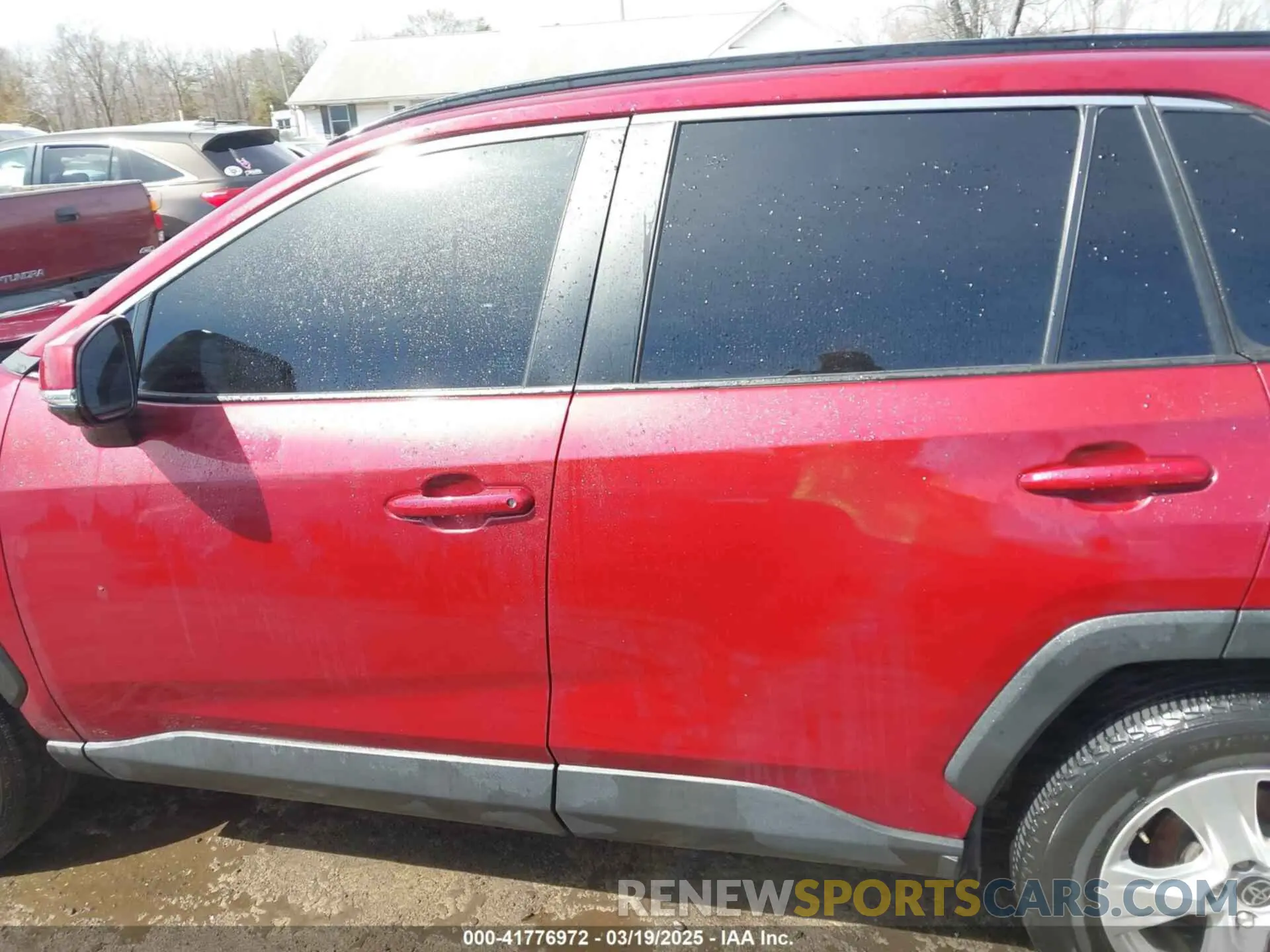 13 Photograph of a damaged car 2T3W1RFV3MW180123 TOYOTA RAV4 2021