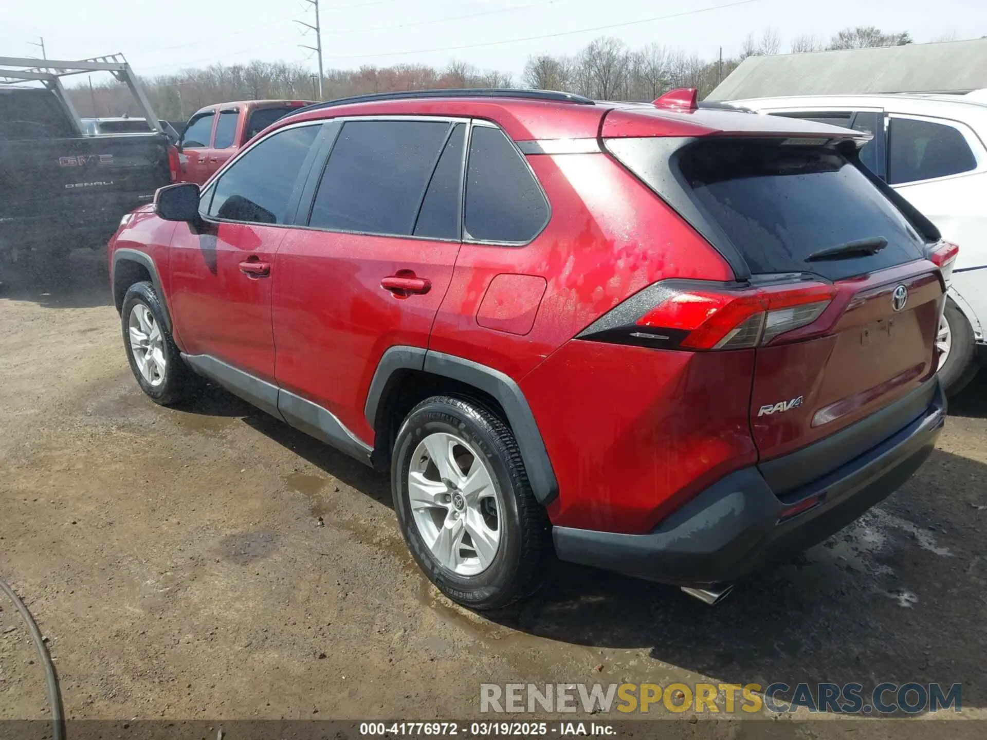 3 Photograph of a damaged car 2T3W1RFV3MW180123 TOYOTA RAV4 2021