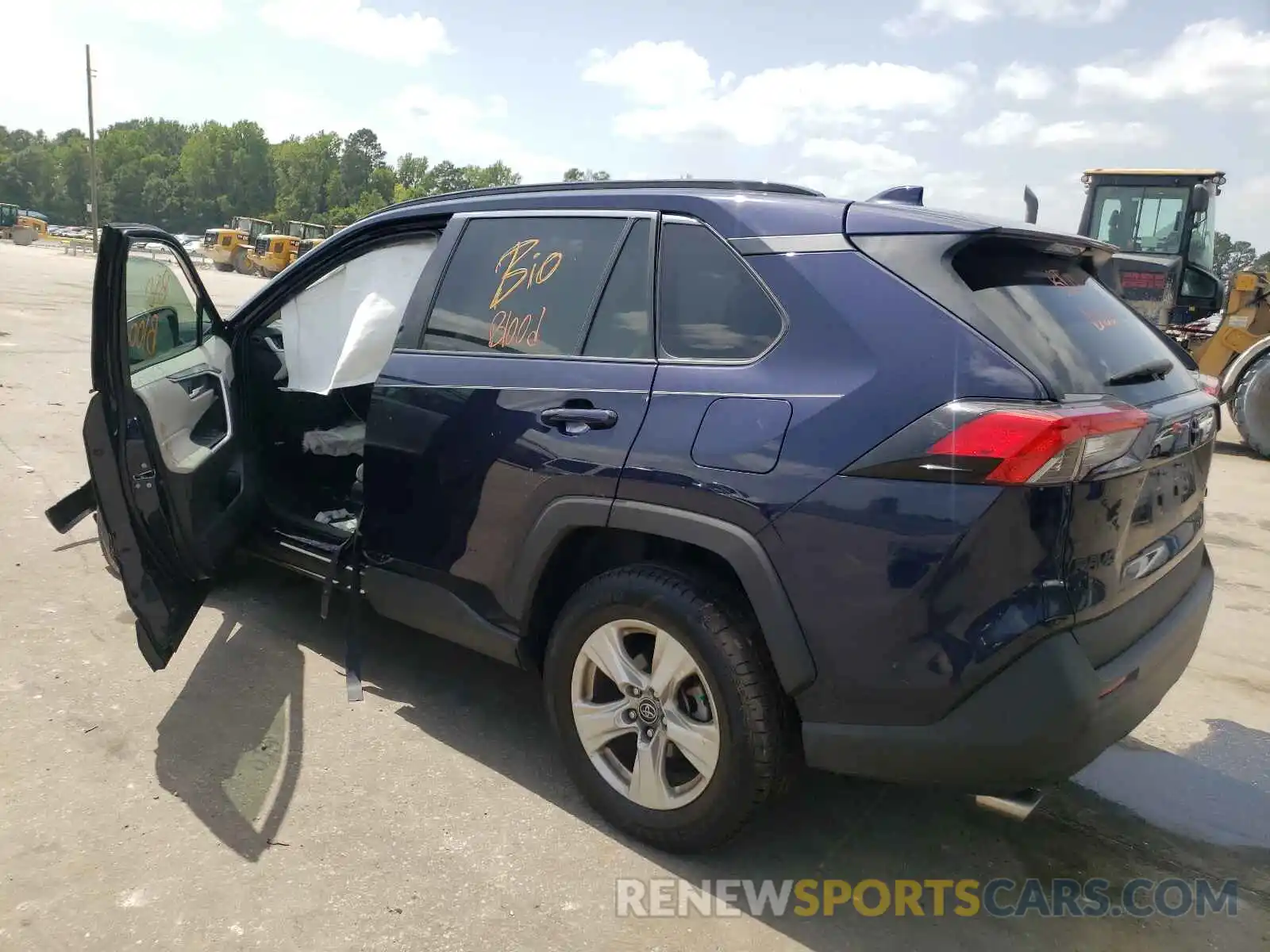 3 Photograph of a damaged car 2T3W1RFV4MC087046 TOYOTA RAV4 2021