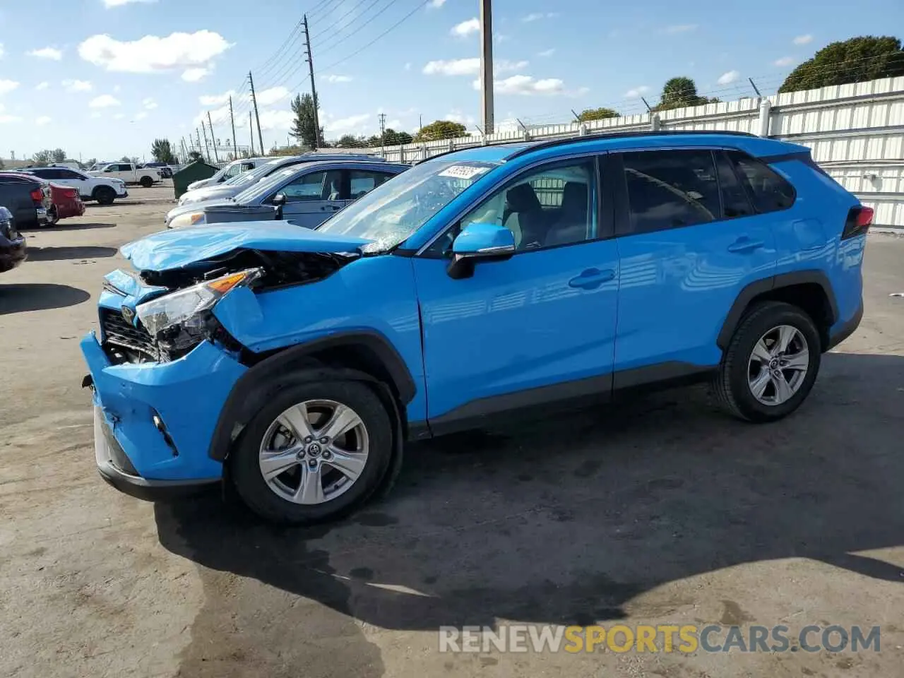1 Photograph of a damaged car 2T3W1RFV4MC088181 TOYOTA RAV4 2021