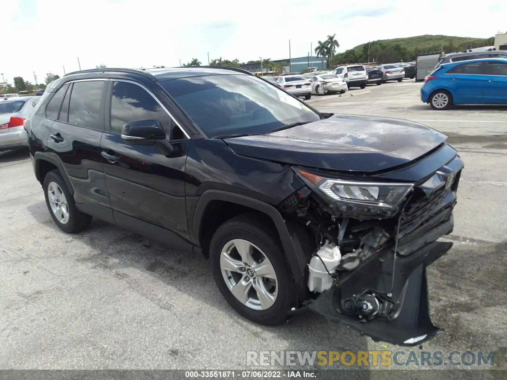 1 Photograph of a damaged car 2T3W1RFV4MC093669 TOYOTA RAV4 2021