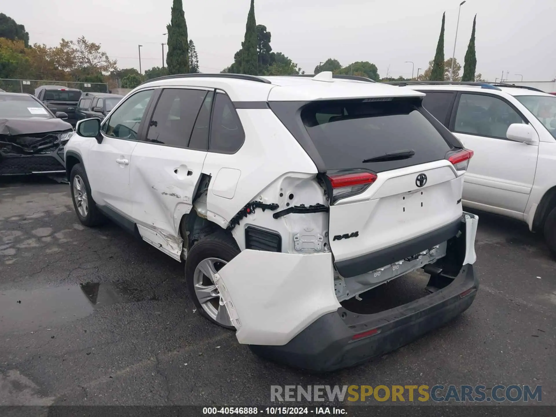 6 Photograph of a damaged car 2T3W1RFV4MC097642 TOYOTA RAV4 2021
