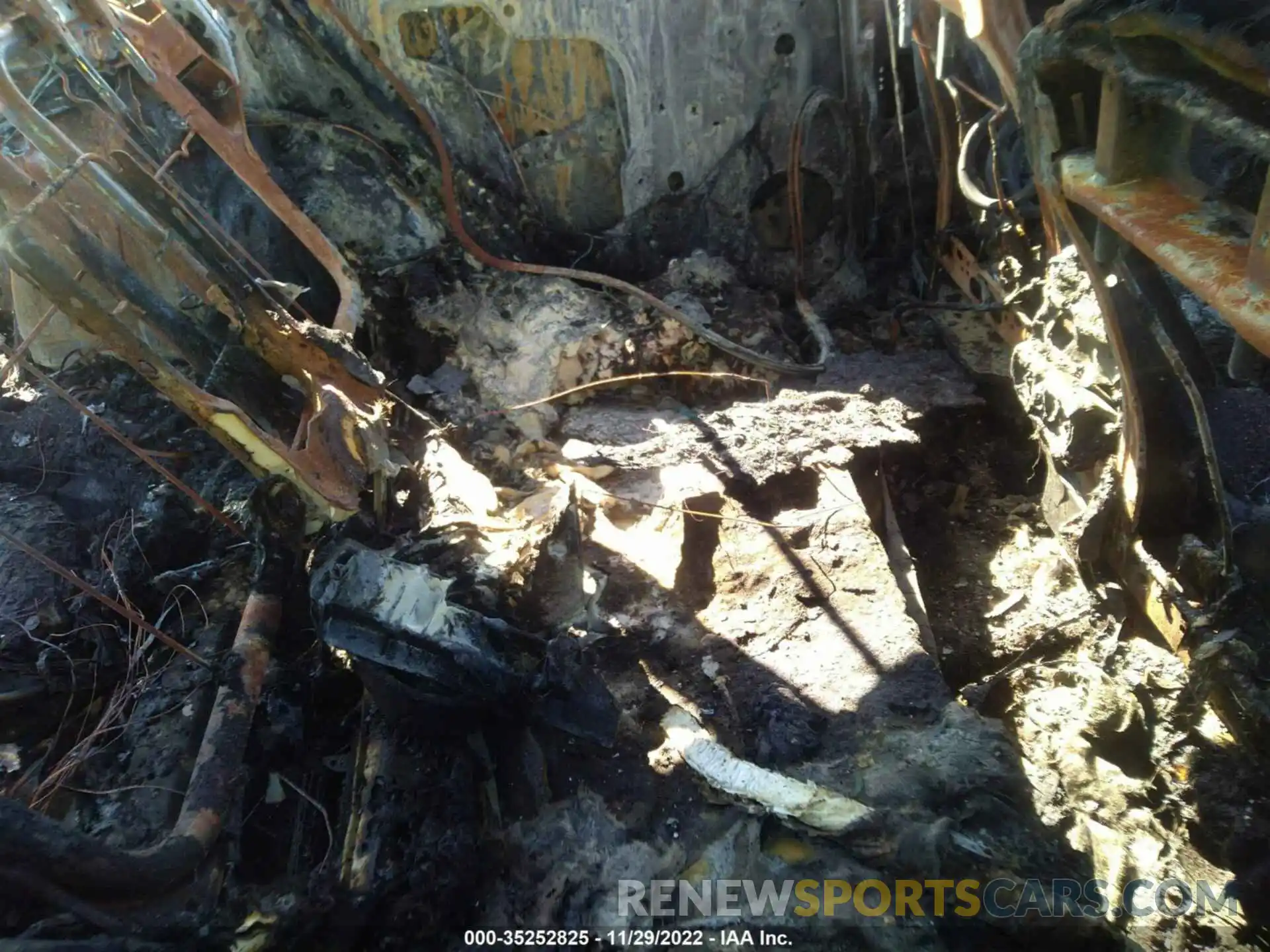 8 Photograph of a damaged car 2T3W1RFV4MC102760 TOYOTA RAV4 2021