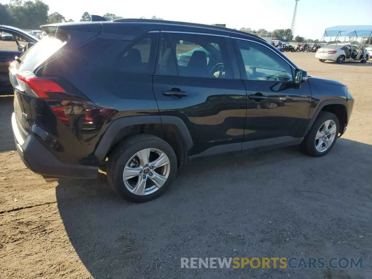 3 Photograph of a damaged car 2T3W1RFV4MC108512 TOYOTA RAV4 2021