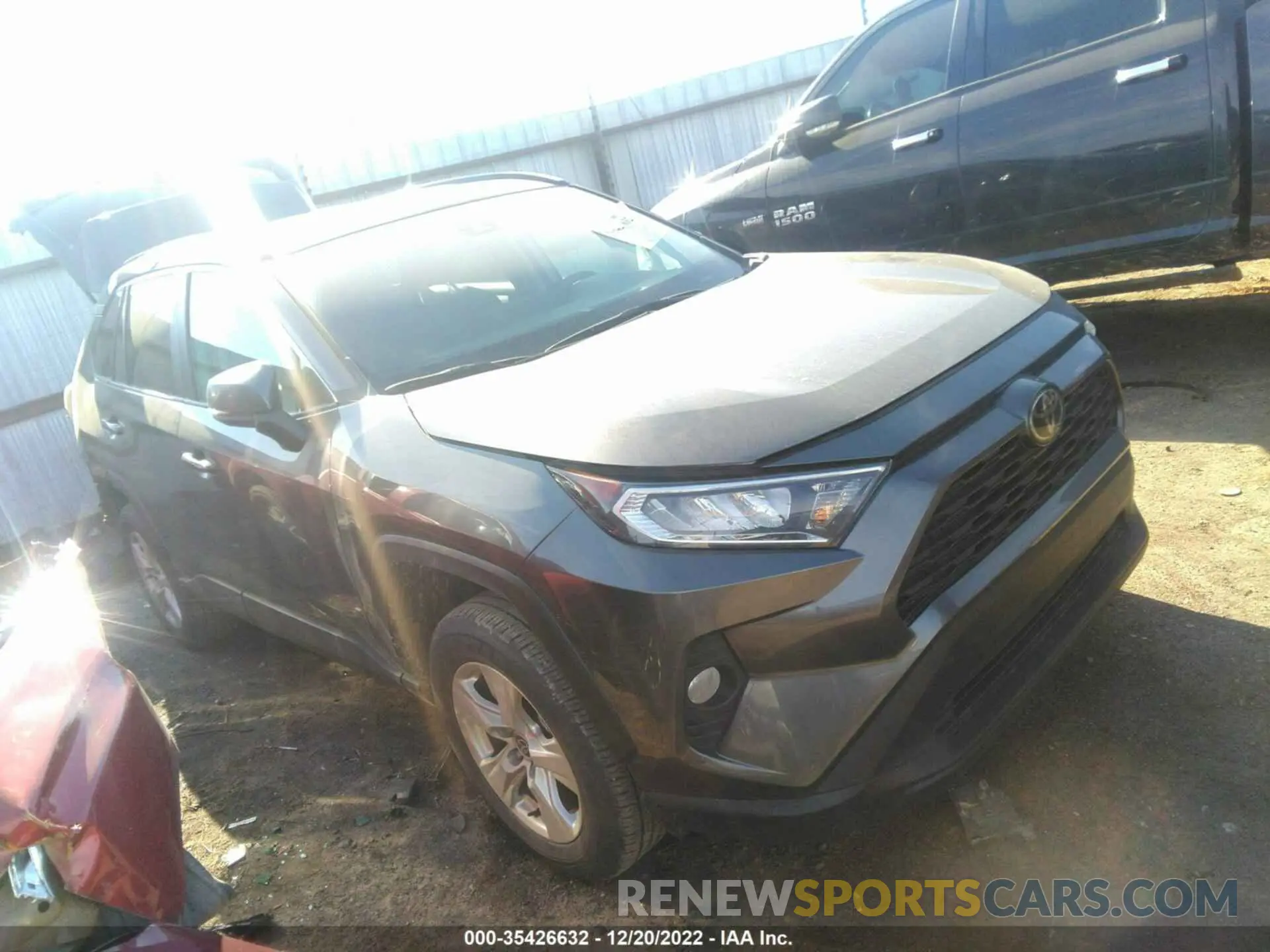 1 Photograph of a damaged car 2T3W1RFV4MC111023 TOYOTA RAV4 2021